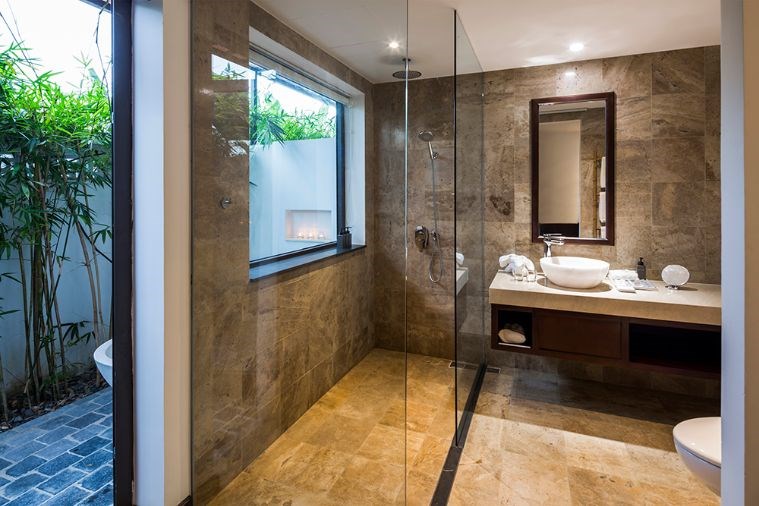 Premier Deluxe with Garden & Pool view